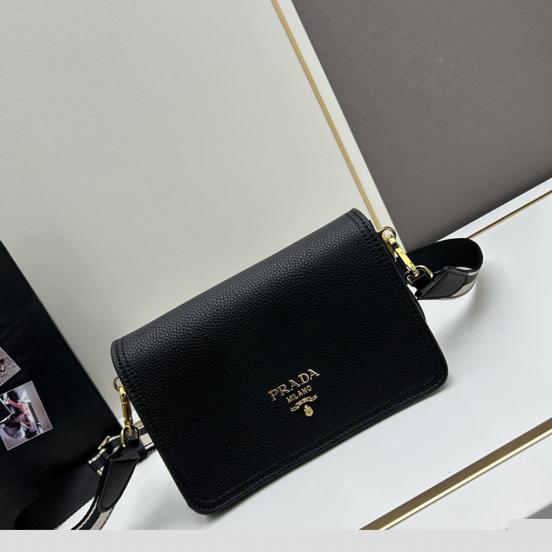 Pra*a satchel bags